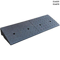 Голяма гумена рампа (подход) за бордюри, тротоари и прагове – DUa669 / DUa670 - Sellzone.bg Голяма гумена рампа (подход) за бордюри, тротоари и прагове – DUa669 / DUa670